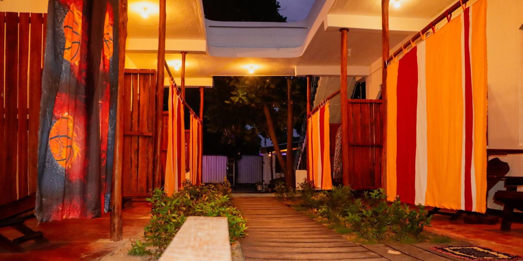 Surfers Park Arugambay Bed & Breakfast Arugam Bay Exterior photo